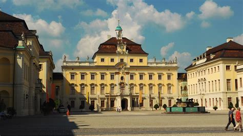 Ludwigsburg-Palazzo: Yksinkertainen ylhäisyys Barokin ajan tyylillä!